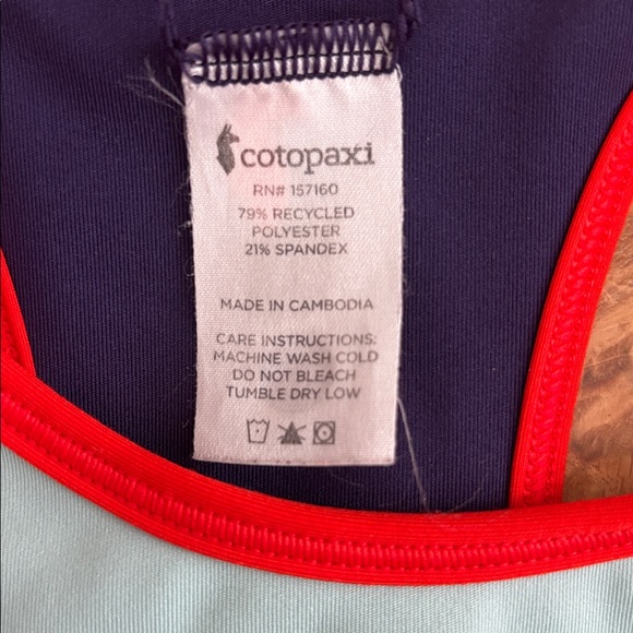 Cotopaxi sports bra - Picture 2 of 3